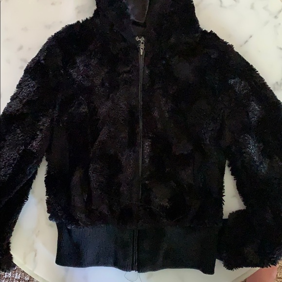 Hooded faux fur bomber jacket by: Ambiance - Picture 16 of 16
